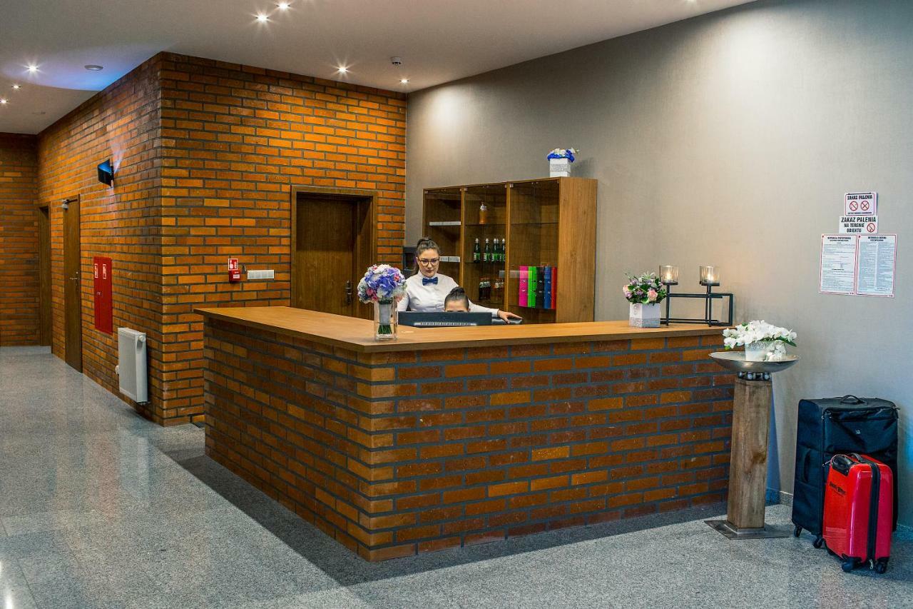Stary Mlyn Hotel Швидница Екстериор снимка