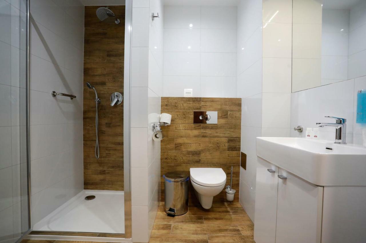Stary Mlyn Hotel Швидница Екстериор снимка