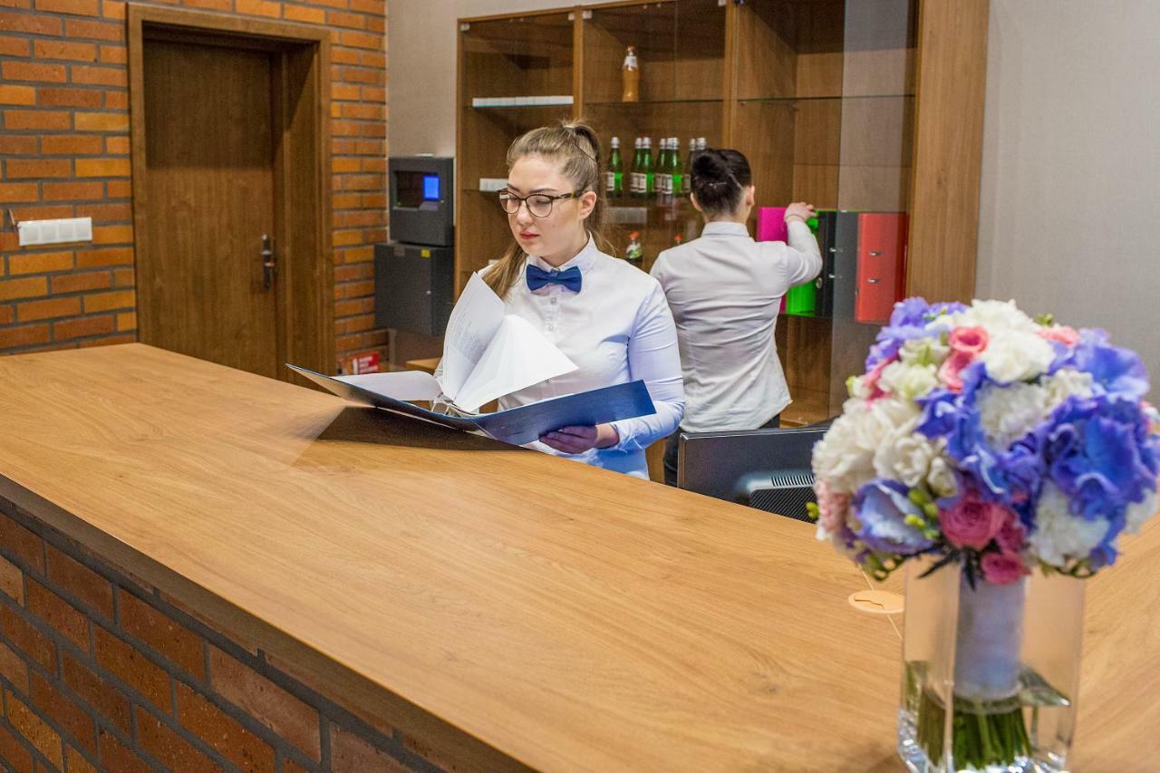 Stary Mlyn Hotel Швидница Екстериор снимка
