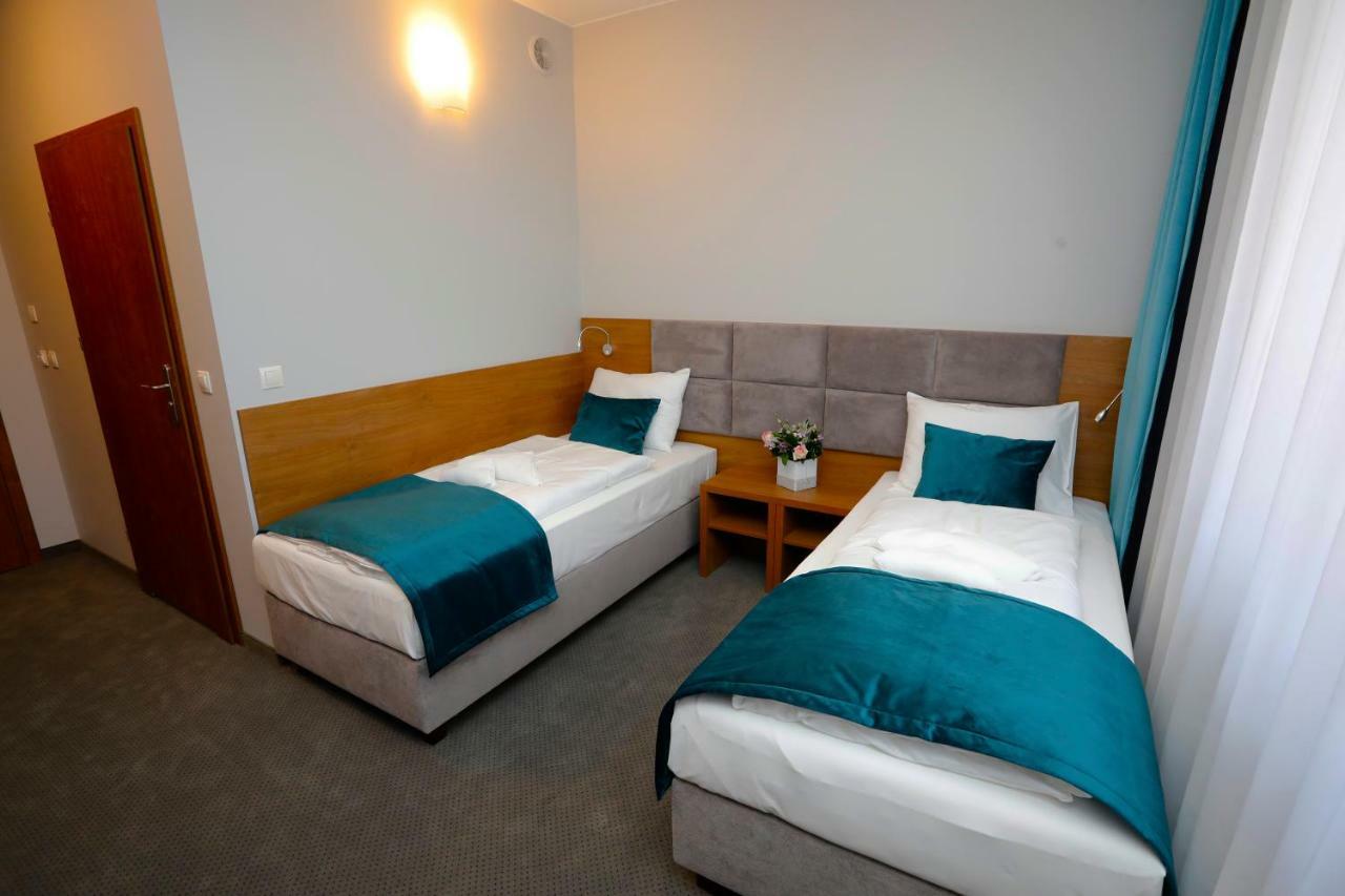 Stary Mlyn Hotel Швидница Екстериор снимка